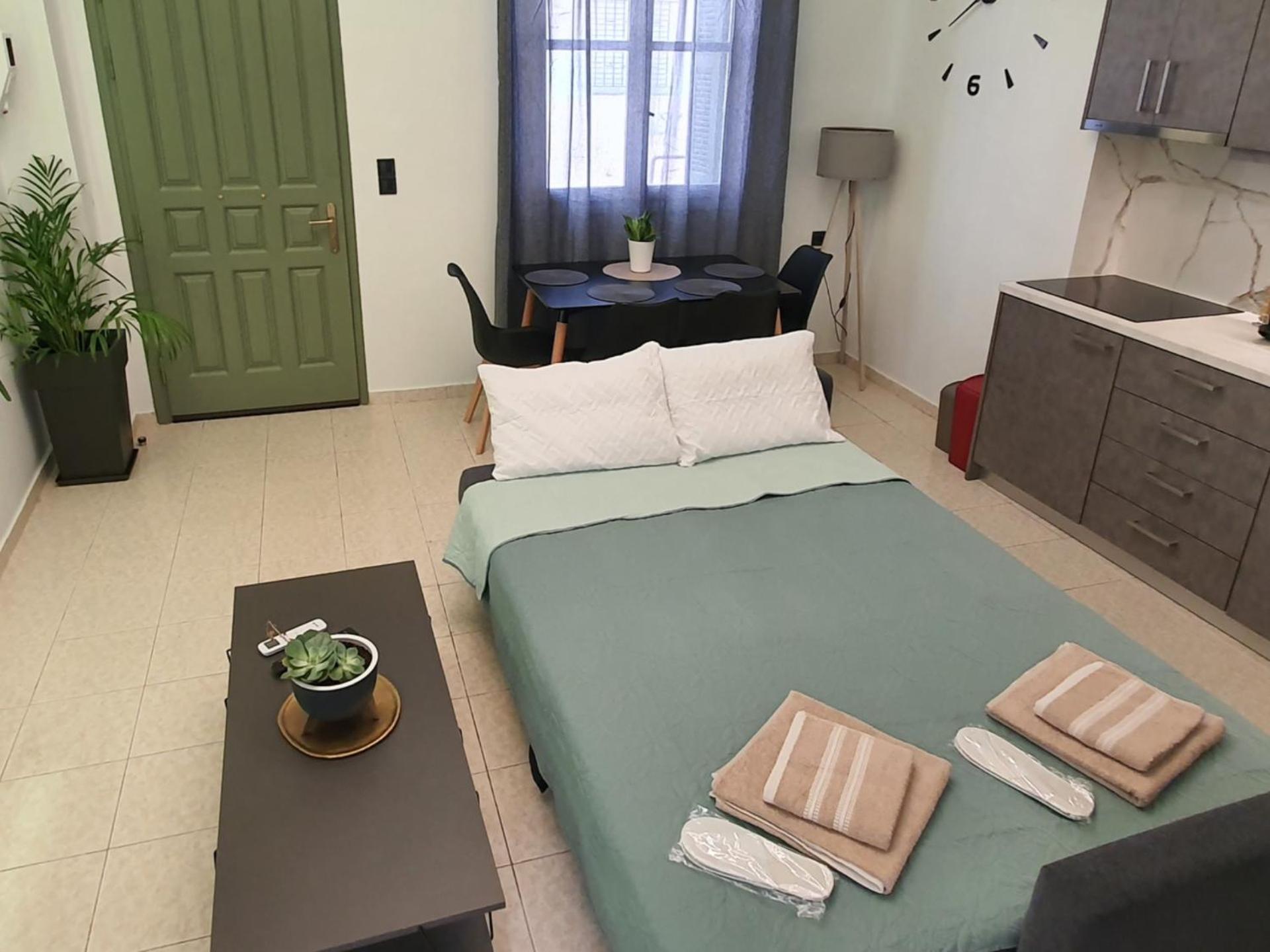 Giolanda Patrasso - Modern Apartment In The Center Of Патра Екстериор снимка